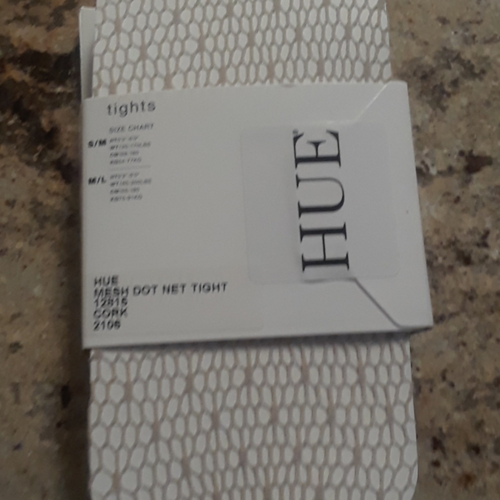 HUE Pattern Net Tights - Picture 3 of 6